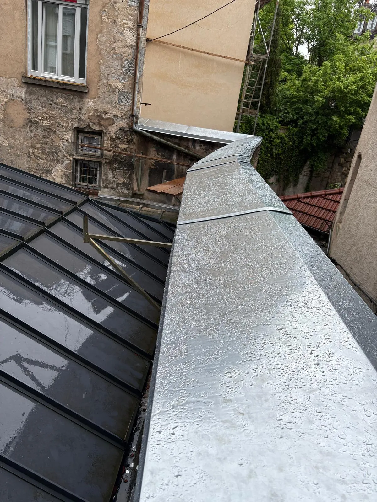 Réfection mur tôle : après